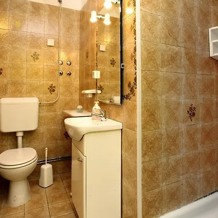 Victoria's Zs Apartment